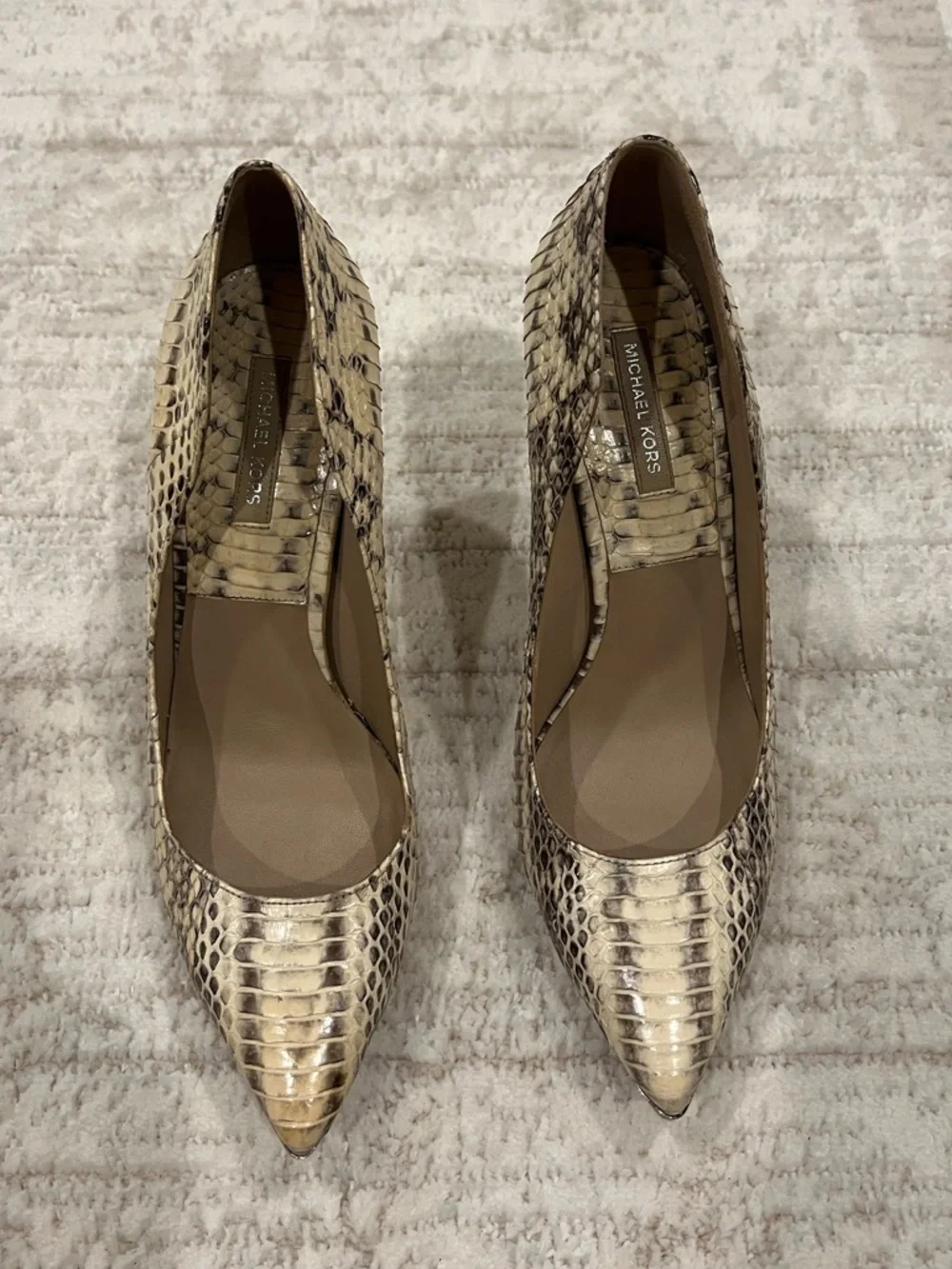 Michael Kors Vero Cuoio Avra Snake-Embossed Pointed Toe Stiletto - White & Beige - Picture 6 of 7